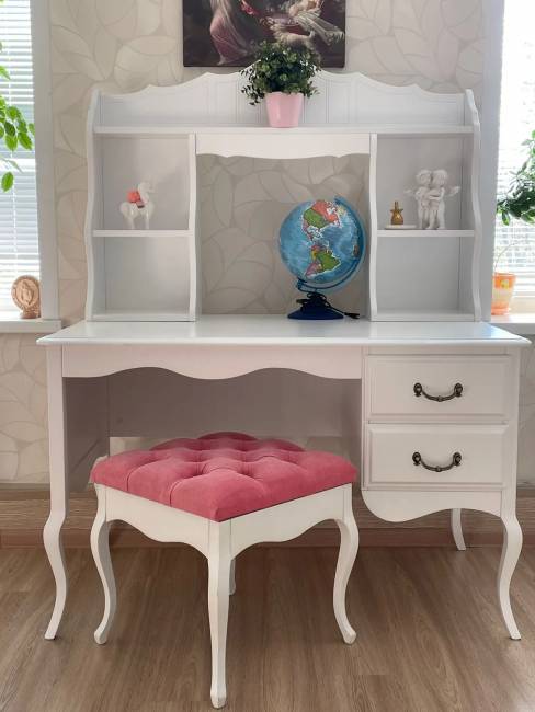 Стол письменный однотумбовый Малонн Ави Белый