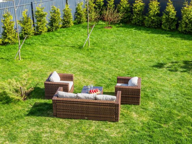 Лаунж-зона KARL с трёхместным диваном (коричневая)