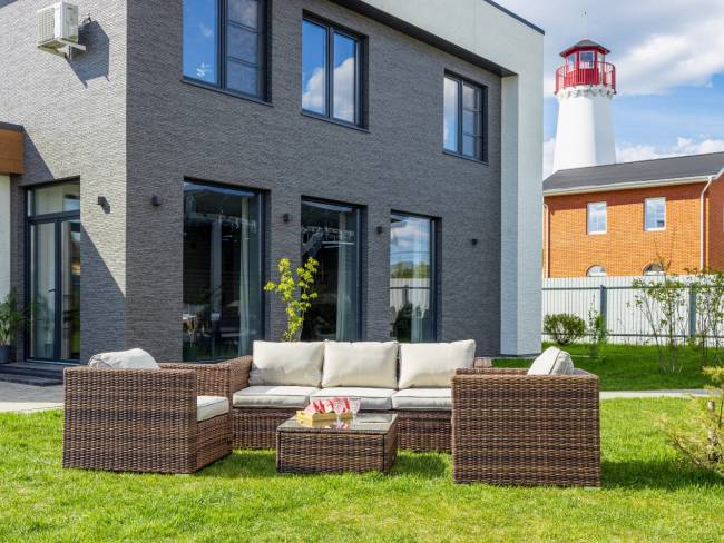 Лаунж-зона KARL с трёхместным диваном (коричневая)